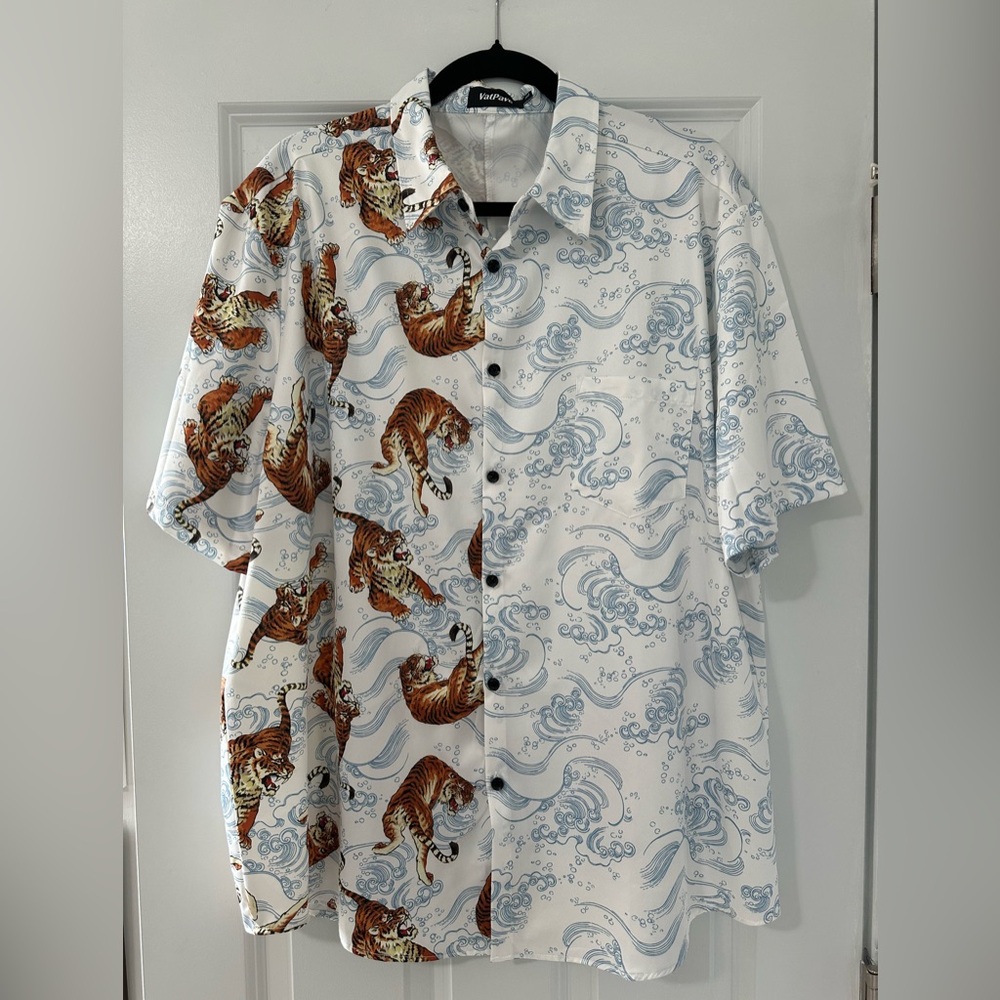 Tiger Print Shirt - Picture 2 of 4